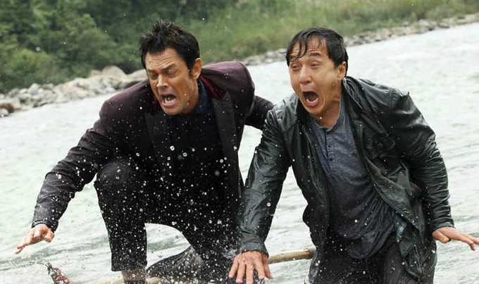 Thành Long suýt chết vì không dùng diễn viên đóng thế