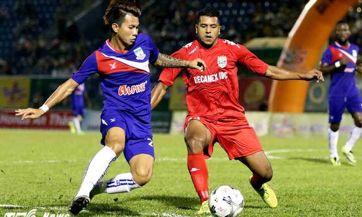 B.Bình Dương chật vật thắng Yadanarpon