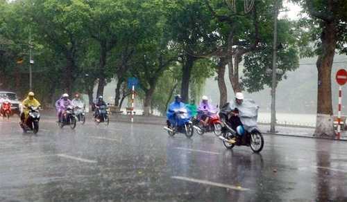 Hôm nay, mưa dông kéo dài từ Bắc vào Nam