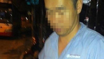 Phụ xe buýt bị tố đánh hành khách, ném vé tháng xuống ruộng