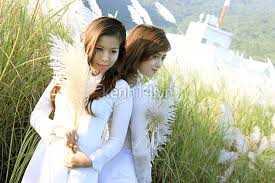 Teen Hà thành nháo nhác 'tự sướng' bên cỏ lau trắng