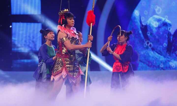 Hoán đổi: Võ Minh Lâm hoá Na Tra chiến thắng giành 80 triệu