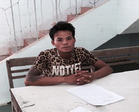 Chồng 'bắt' con lên taxi trốn, vợ báo CSGT vây bắt