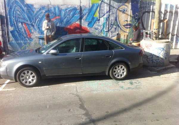 Truyền thông 'phác thảo' 2 chiếc xe bọn khủng bố sử dụng tại Pháp