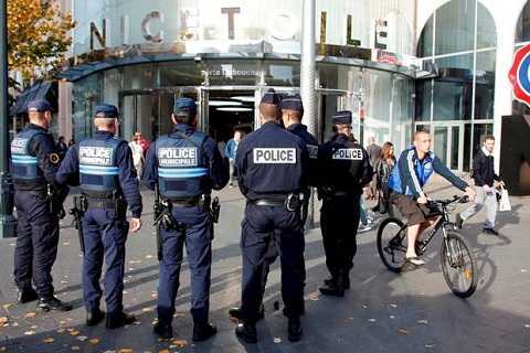 Vụ khủng bố đẫm máu Paris đã được biết trước 1 ngày?