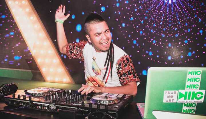 DJ Việt top 50 thế giới diễn xuyên Việt tri ân thầy cô