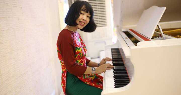 Thần đồng Đỗ Nhật Nam chia sẻ xúc động về mẹ ngày nhà giáo Việt Nam