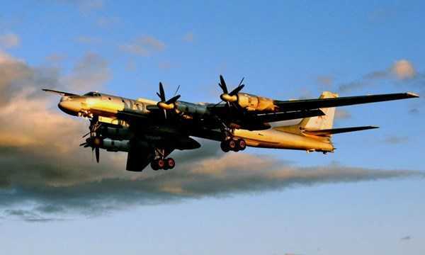 Video: ‘Gấu già’ Tu-95 phóng tên lửa hành trình diệt IS