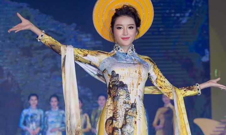 Á hậu Huyền My lộng lẫy diễn áo dài của NTK Nhật Dũng