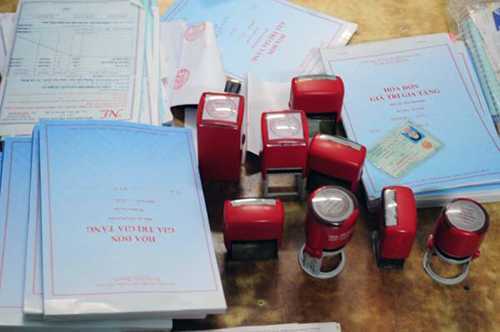 'Nữ quái' lập 20 công ty 'ma', mua bán hàng ngàn hoá đơn khống