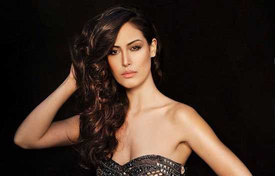 Chuyện 4 lần ăn may của một hoa hậu