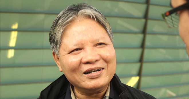 Bộ trưởng Tư pháp: Xác định lại giới tính vẫn là 'quyền treo'