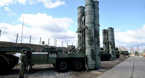 Nga đưa hệ thống tên lửa phòng không S-400 đến Syria