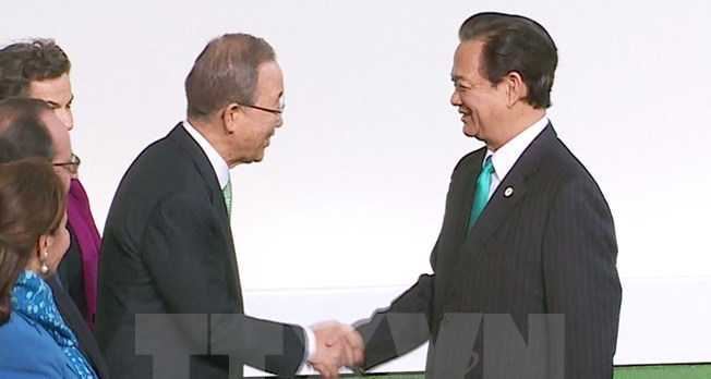 Thủ tướng Nguyễn Tấn Dũng tham dự Hội nghị về biến đổi khí hậu ở Paris