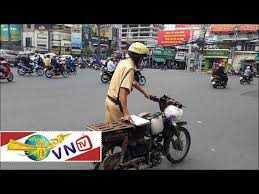 Clip: Tạm giữ 2800 xe cà tàng vi phạm