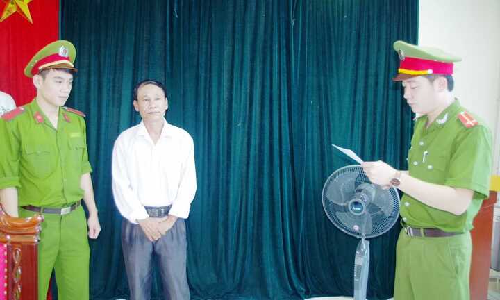 Khởi tố cán bộ làm thất thoát hơn 14 tỷ đồng