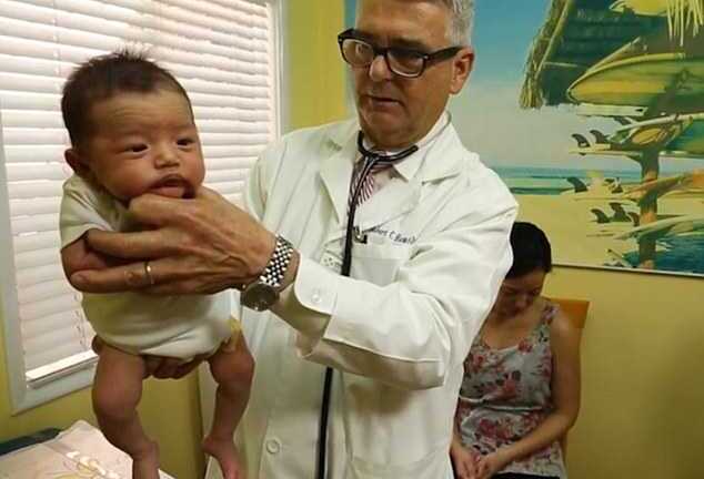 Video: Tuyệt chiêu dỗ bé nín khóc trong vòng một nốt nhạc