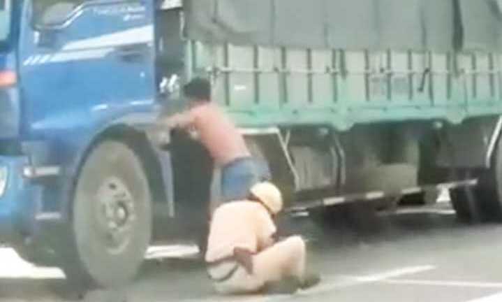 Điều tra vụ CSGT và cơ động xô xát với người dân giữa Sài Gòn