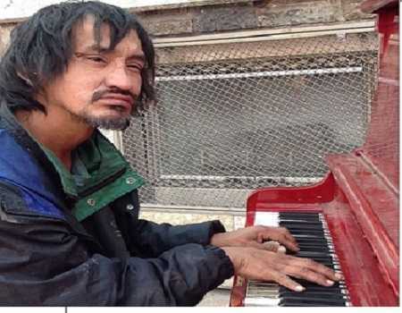 Câu chuyện về 'bậc thầy' piano sống lang thang và bí ẩn