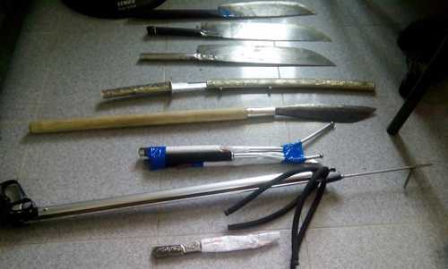 Cảnh sát nổ súng trấn áp hỗn chiến trước vũ trường