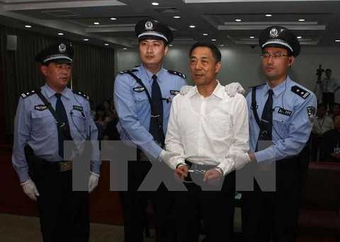 Tỷ phú nhận đưa hối lộ cho Bạc Hy Lai chết trong tù