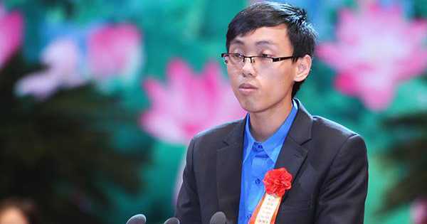 Chàng trai 'Vàng' toán học Việt Nam mãi nhớ nửa chiếc bánh mỳ của bố