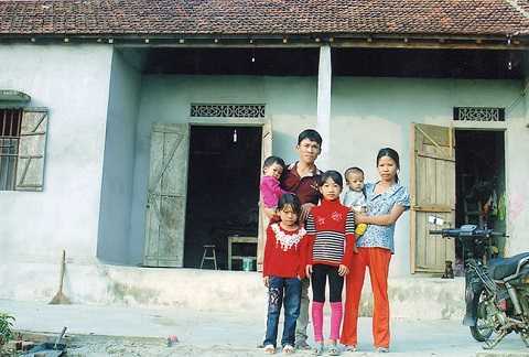 Không có tiền điều trị, bé gái bị bệnh tim hành hạ suốt 10 năm