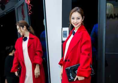 Hồ Ngọc Hà, Jennifer Phạm 'đụng hàng' áo nghìn đô