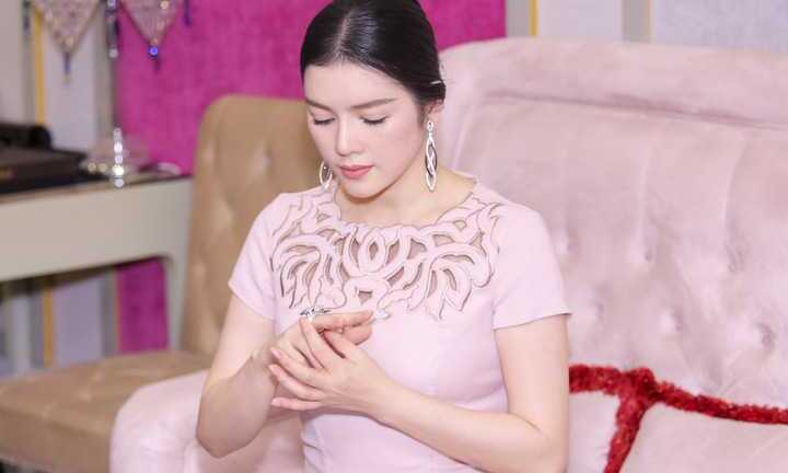 Lý Nhã Kỳ 'đốt' tiền tỷ chuẩn bị cho sự kiện