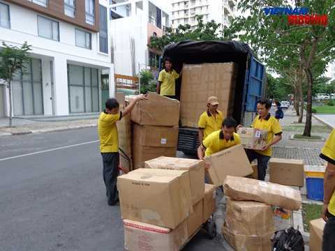 Dịch vụ chuyển nhà trọn gói 'hút khách' dịp cuối năm