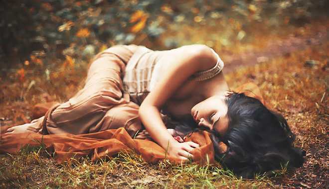 Này cô gái, lòng tự tôn của em đâu mất rồi?