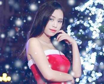 'Người đẹp tài năng' quyến rũ trong bộ ảnh đón Noel