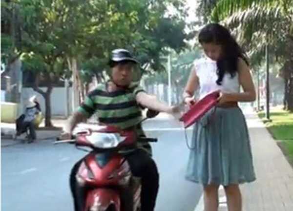 Những cách phòng chống cướp giật trên đường