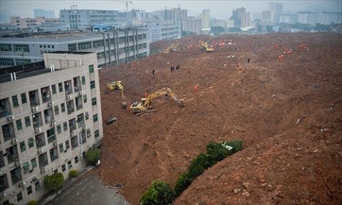 Lở đất kinh hoàng ở Thâm Quyến: Đưa 30 chó nghiệp vụ tìm người mất tích