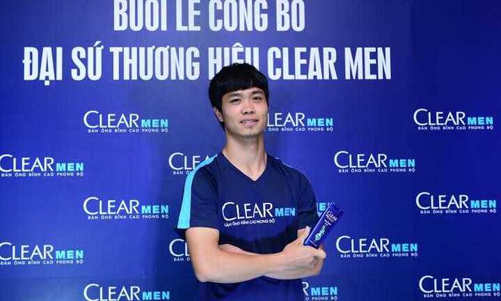 Công Phượng sẵn sàng sang Nhật làm... thợ cắt tóc