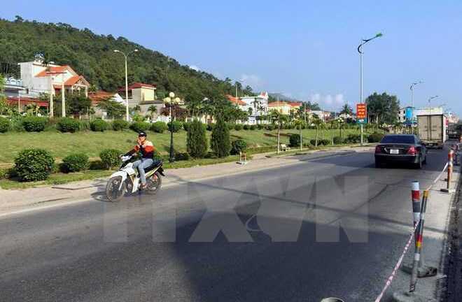 Khắc phục xong các vết lún trên Quốc lộ 18