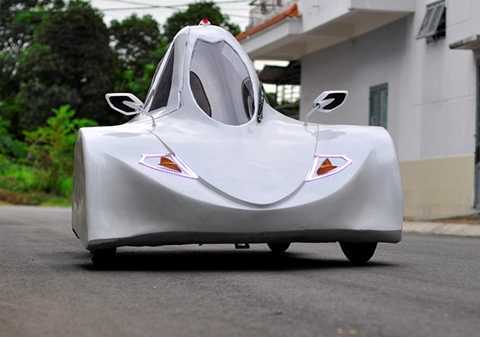 Sinh viên Việt chế xe chạy 200 km chỉ hết 1 lít cồn