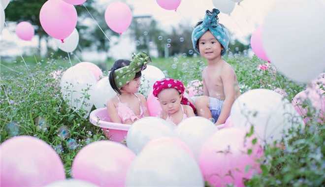 Các nhóc tì nhà Lý Hải dễ thương như thiên thần trong bộ ảnh mới