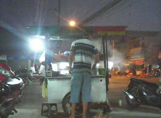 Côn đồ lộng hành, ngang nhiên 'xin tiền' giữa ngã tư