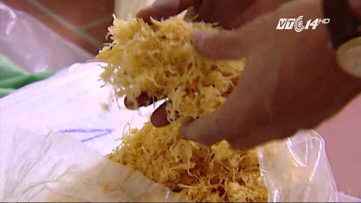 Clip: Phanh phui liên tiếp mánh khóe làm thực phẩm bẩn khiến người xem rùng mình