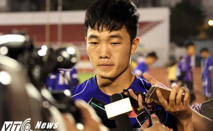 HLV Miura sắp chốt quân, Xuân Trường lo ngay ngáy