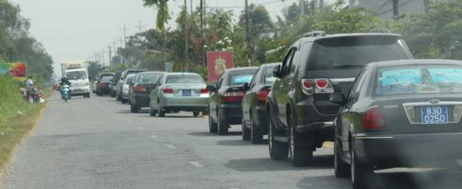 Đoàn xe công 'rủ nhau' đi ăn giỗ: Bí thư Sóc Trăng yêu cầu kiểm điểm