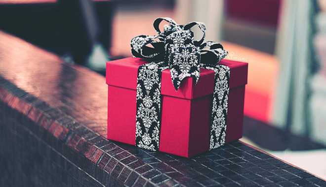 Nhận dạng 10 kiểu người tặng quà mà người nhận nên biết