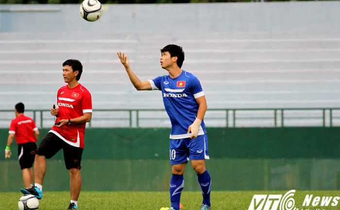 Công Phượng đủ sức chạm trán 'người khổng lồ'?