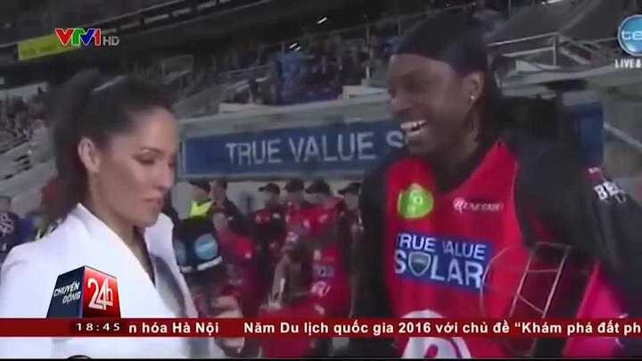 Clip: VĐV tán tỉnh MC xinh đẹp trên sóng truyền hình trực tiếp và cái kết 'đắng'