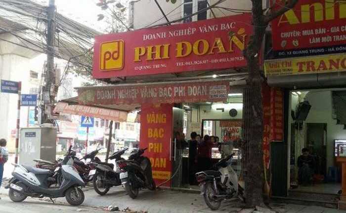 Clip: Cướp xe chở vàng ở Hà Đông