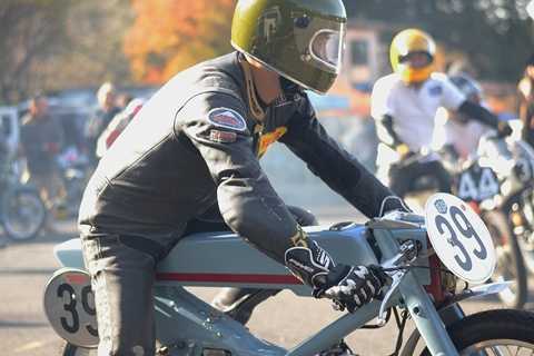 Kỳ lạ giải đua của những chiếc Honda Super Cub triệu hồi từ bãi rác