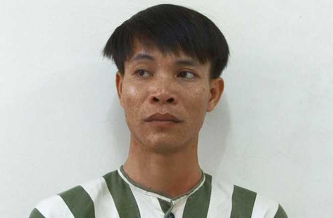 Người đi đường bị cảnh sát giao thông dởm xử phạt như thật