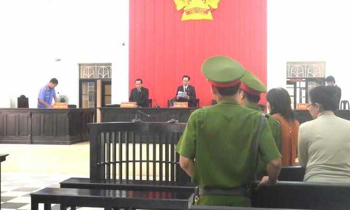 Chủ tịch UBND tỉnh Trà Vinh bị dân kiện