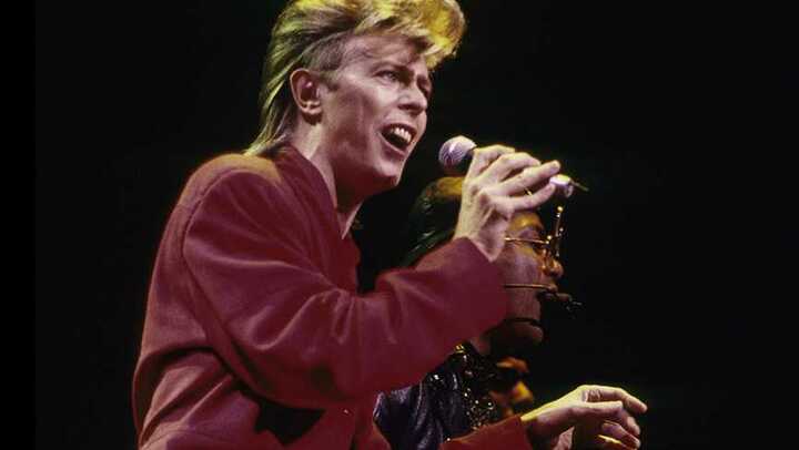 Huyền thoại nhạc Rock David Bowie qua đời ở tuổi 69